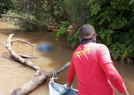Corpo de vendedor que caiu com picape no rio Taquari é encontrado